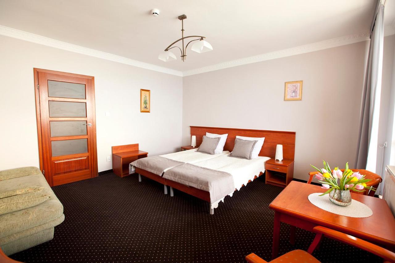 אוסטרוני מורסקי Hotel Wodnik Twoj Hotel Z Widokiem Na Morze מראה חיצוני תמונה