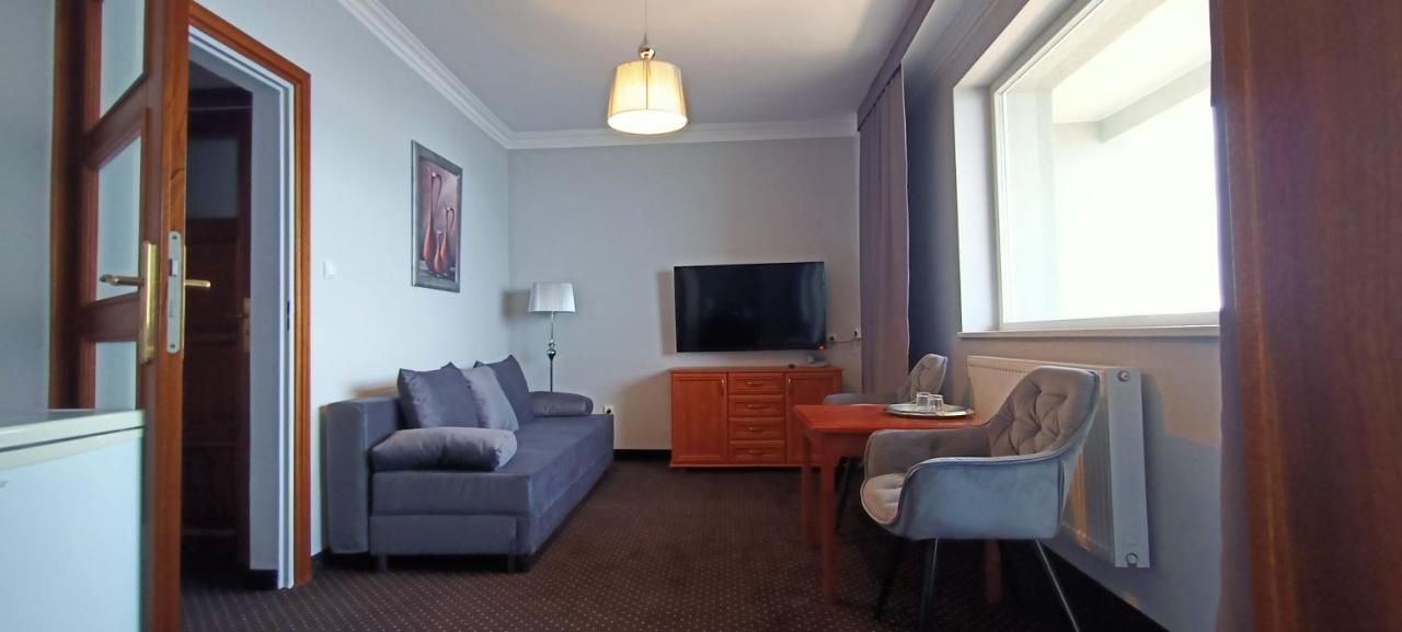 אוסטרוני מורסקי Hotel Wodnik Twoj Hotel Z Widokiem Na Morze מראה חיצוני תמונה
