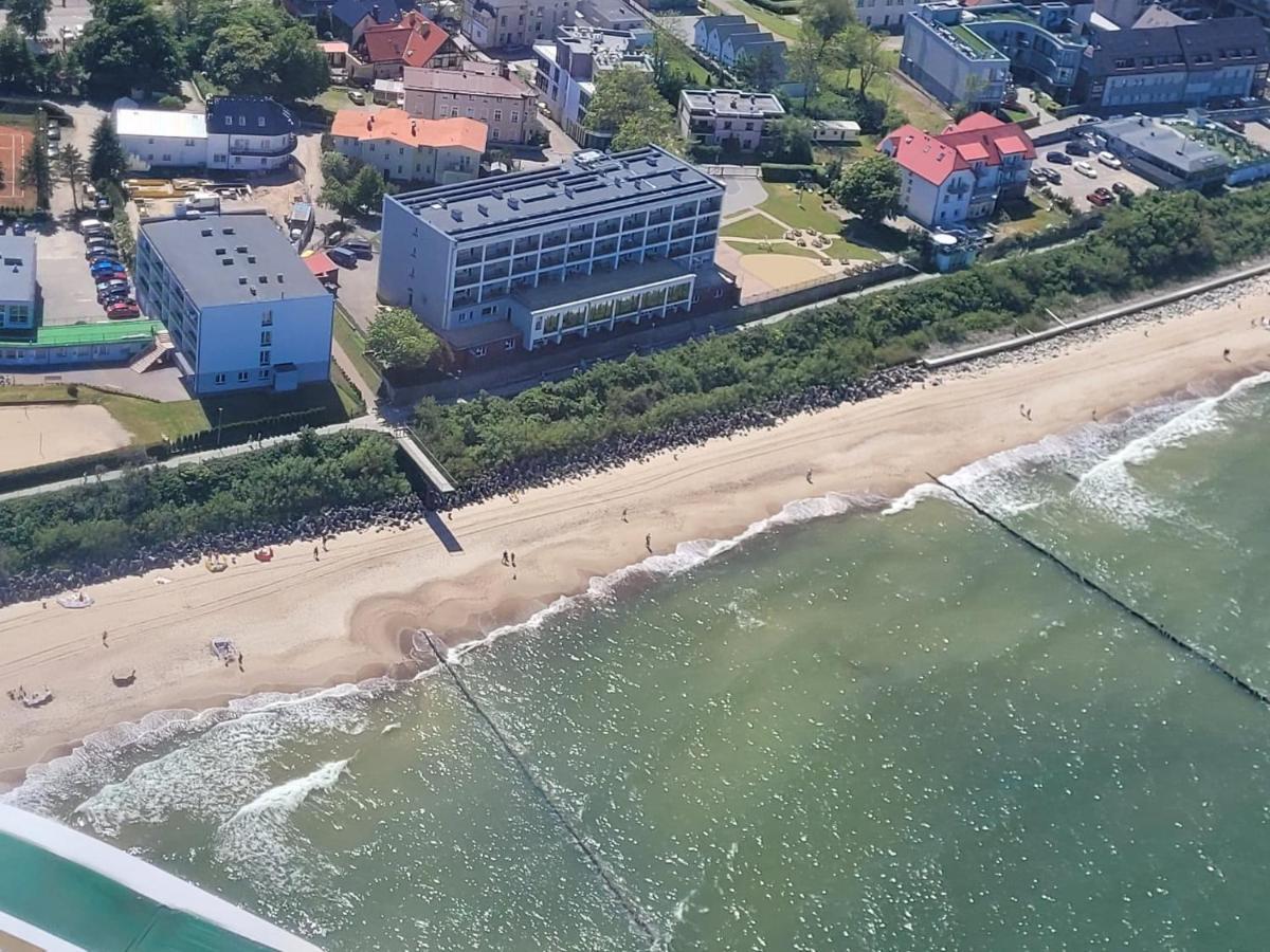 אוסטרוני מורסקי Hotel Wodnik Twoj Hotel Z Widokiem Na Morze מראה חיצוני תמונה