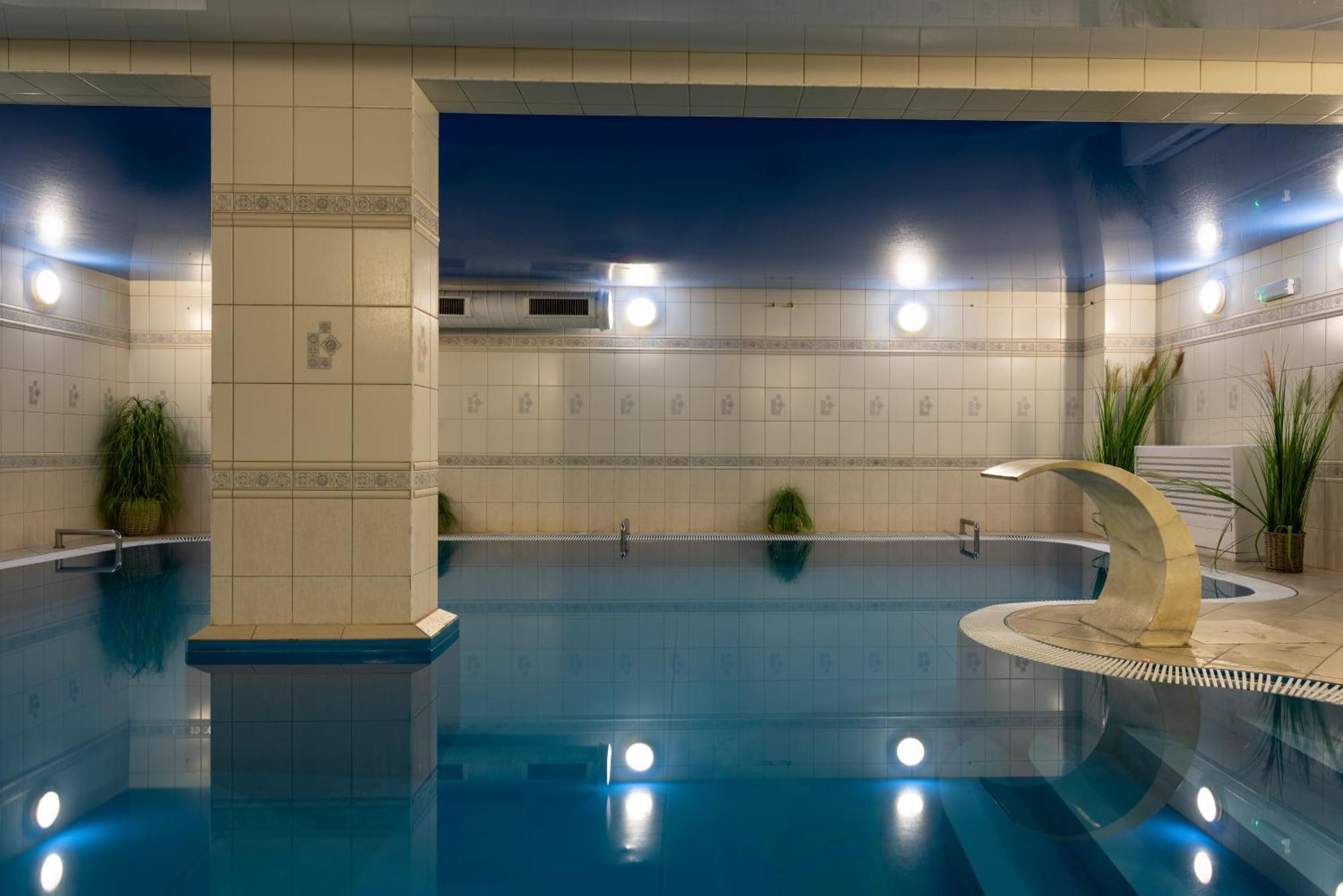 אוסטרוני מורסקי Hotel Wodnik Twoj Hotel Z Widokiem Na Morze מראה חיצוני תמונה