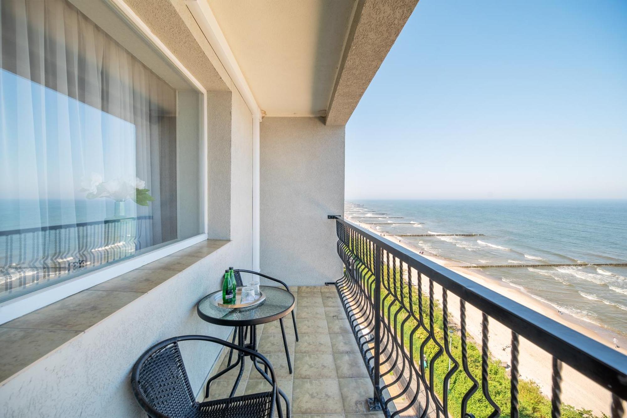 אוסטרוני מורסקי Hotel Wodnik Twoj Hotel Z Widokiem Na Morze מראה חיצוני תמונה